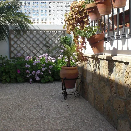 300-meter-bis-zum-strand-caracola-wohnung-mit-garten Lägenhet