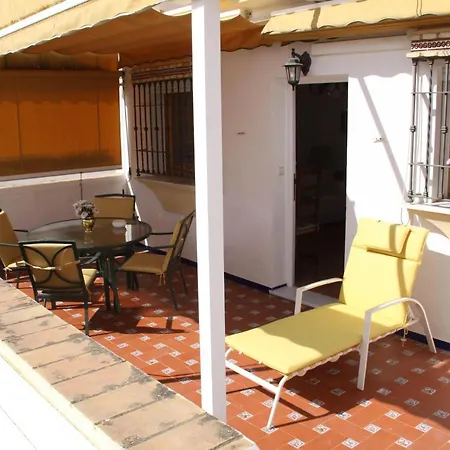 Апартаменты 300-meter-bis-zum-strand-caracola-wohnung-mit-garten Чипиона