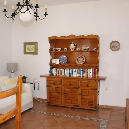 300-meter-bis-zum-strand-caracola-wohnung-mit-garten