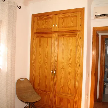 Апартаменты 300-meter-bis-zum-strand-caracola-wohnung-mit-garten
